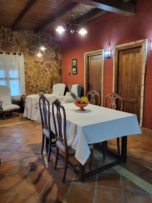 La Buganvilla, Descanso Entre Olivares Орначуелос Екстериор снимка